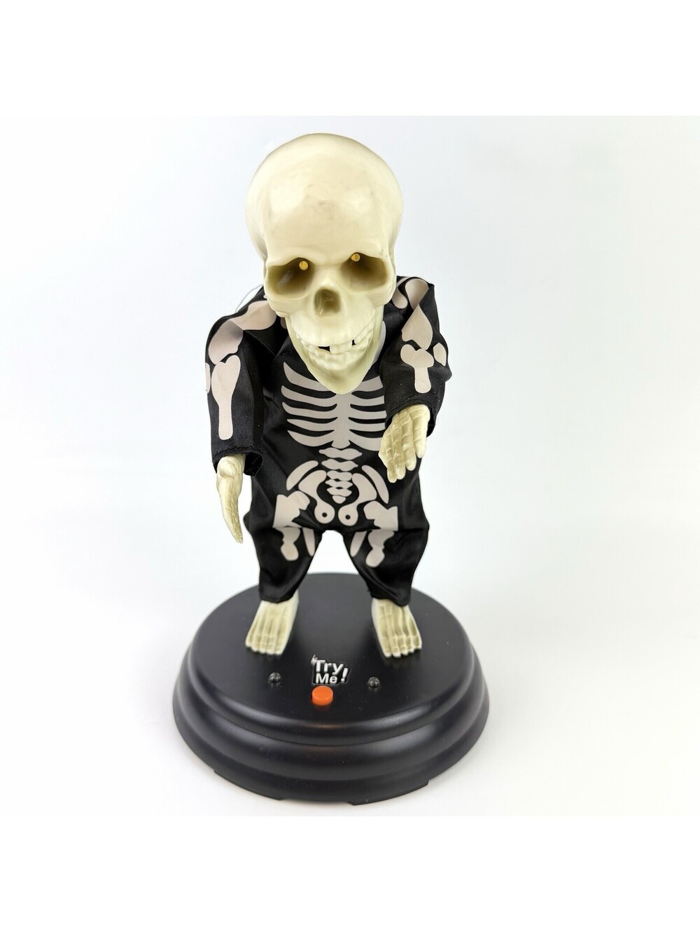 Gemmy Groovin Ghoul Dancing Skeleton Grave Raver I Want You Tonight  (VIDEO)